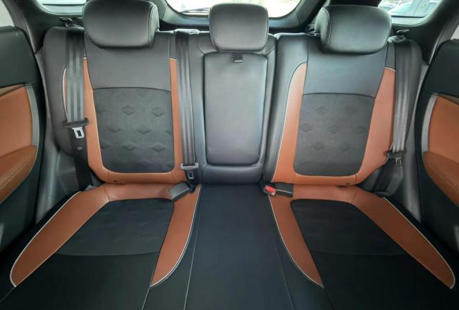 Lada (ВАЗ) Vesta I Рестайлинг (NG) с пробегом 2025 года, цена 1 595 000 рублей, 13773 км, универсал, Автокод Объявления