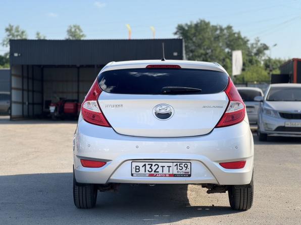 Hyundai Solaris I с пробегом 2013 года, цена 799 000 рублей, 169495 км, хэтчбек, Автокод Объявления