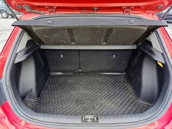 Kia Rio IV с пробегом 2017 года, цена 1 499 995 рублей, 82877 км, хэтчбек, Автокод Объявления