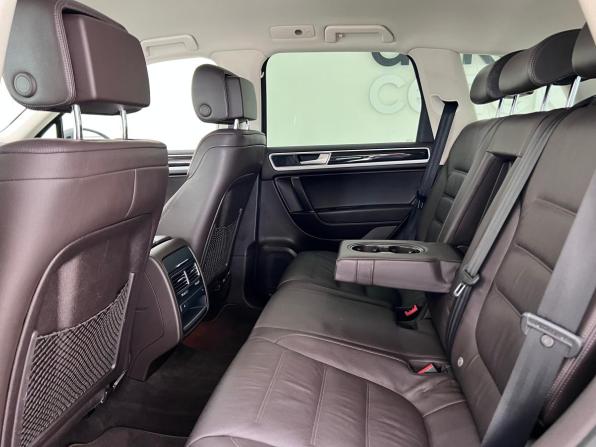 Volkswagen Touareg II Рестайлинг с пробегом 2017 года, цена 2 990 000 рублей, 192402 км, внедорожник, Автокод Объявления
