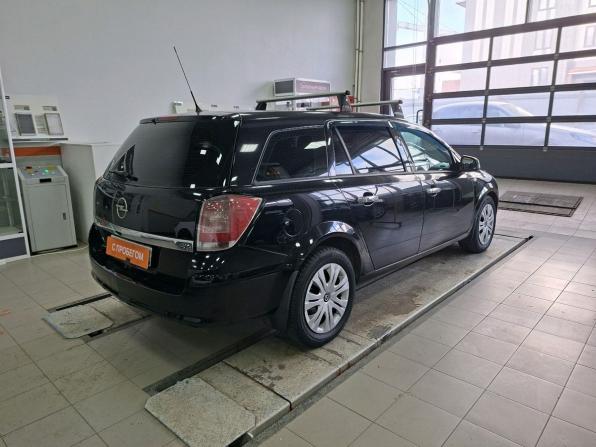Opel Astra H Рестайлинг с пробегом 2010 года, цена 559 000 рублей, 197000 км, универсал, Автокод Объявления