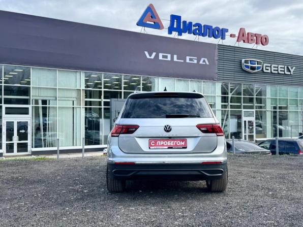 Volkswagen Tiguan II Рестайлинг с пробегом 2021 года, цена 2 719 000 рублей, 77800 км, внедорожник, Автокод Объявления