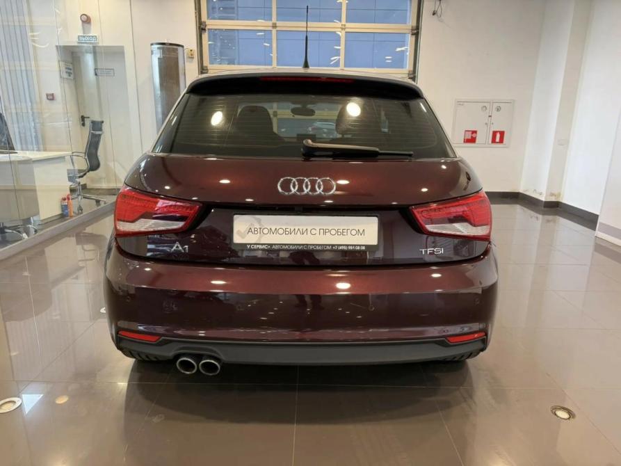 Audi A1 I (8X) Рестайлинг Подольск  - изображение 6
