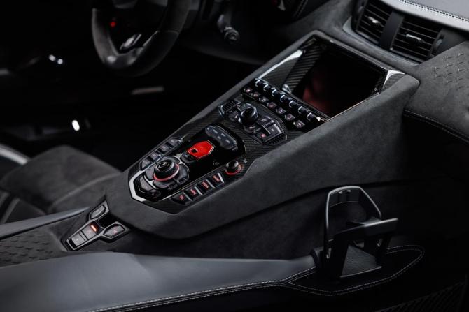 Новый Lamborghini Aventador I Рестайлинг 2022 года, цена 69 000 000 рублей, купе, Автокод Объявления