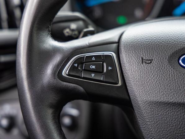 Ford Kuga II Рестайлинг с пробегом 2018 года, цена 1 528 000 рублей, 79416 км, внедорожник, Автокод Объявления