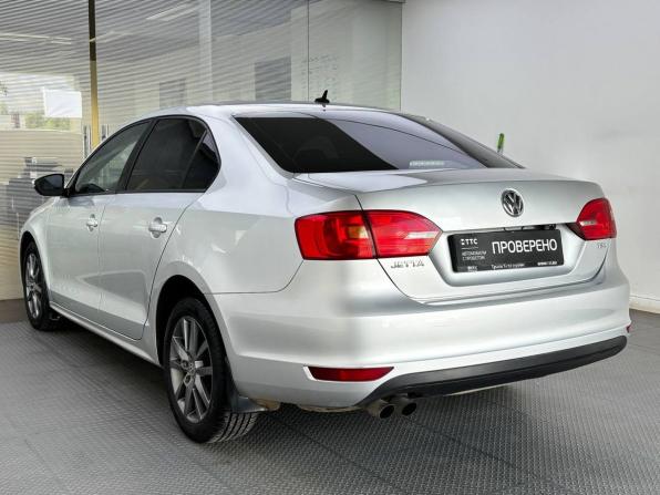 Volkswagen Jetta VI с пробегом 2013 года, цена 849 000 рублей, 261842 км, седан, Автокод Объявления