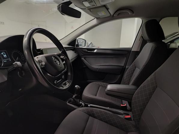 Skoda Rapid II с пробегом 2021 года, цена 1 445 000 рублей, 136584 км, лифтбек, Автокод Объявления