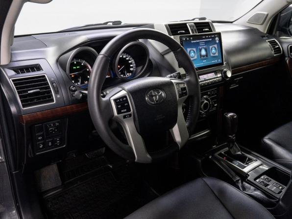 Toyota Land Cruiser Prado 150 Series Рестайлинг 2 с пробегом 2017 года, цена 4 350 000 рублей, 148760 км, внедорожник, Автокод Объявления