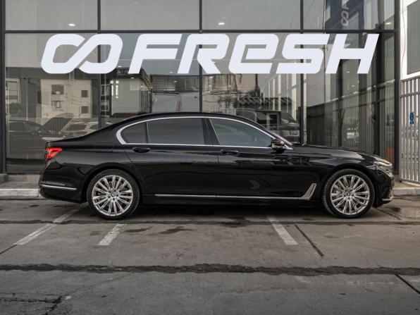 BMW 7 серии VI (G11/G12) с пробегом 2018 года, цена 5 690 000 рублей, 28568 км, седан, Автокод Объявления