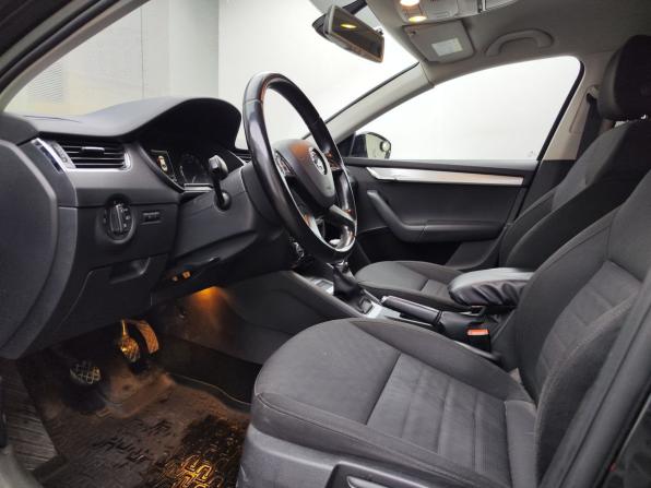 Skoda Octavia III (A7) с пробегом 2015 года, цена 1 250 000 рублей, 153705 км, лифтбек, Автокод Объявления