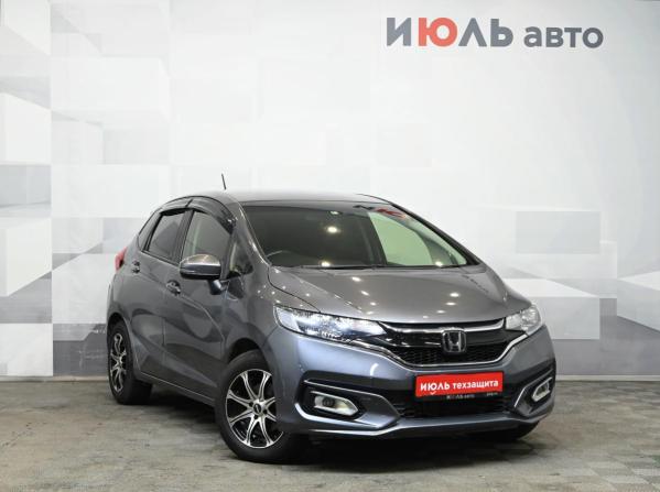 Honda Fit III Рестайлинг с пробегом 2018 года, цена 1 350 000 рублей, 131368 км, хэтчбек, Автокод Объявления
