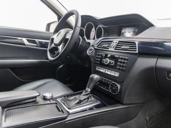 Mercedes-Benz C-Класс III (W204) Рестайлинг с пробегом 2012 года, цена 1 408 000 рублей, 229294 км, седан, Автокод Объявления
