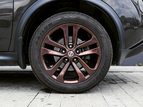 Nissan Juke I с пробегом 2013 года, цена 1 099 000 рублей, 113456 км, внедорожник, Автокод Объявления