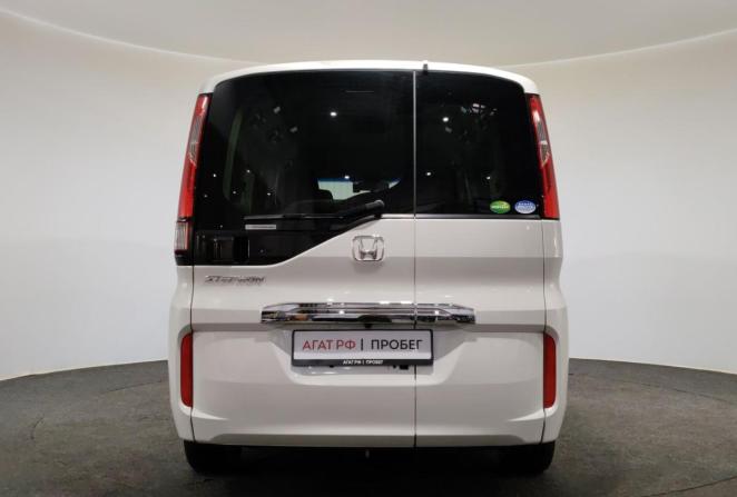 Honda Stepwgn V Рестайлинг с пробегом 2020 года, цена 2 450 000 рублей, 89279 км, минивэн, Автокод Объявления