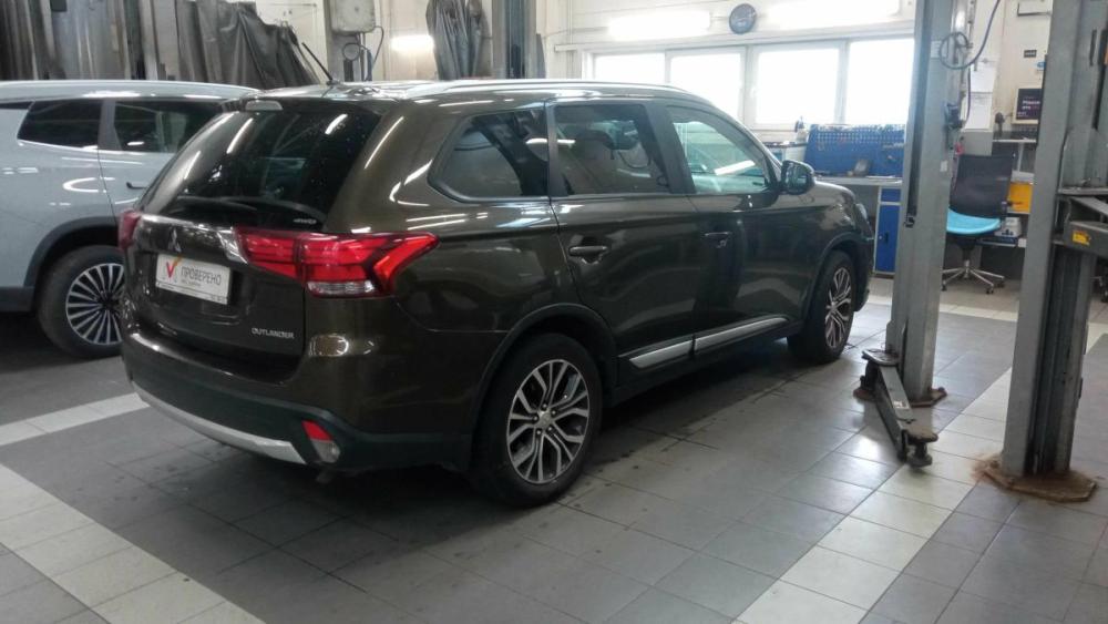 Mitsubishi Outlander III Рестайлинг 2 Санкт-Петербург  - изображение 3