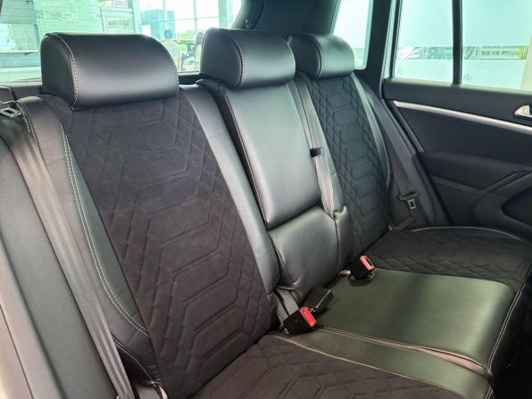 Volkswagen Tiguan I Рестайлинг с пробегом 2014 года, цена 1 575 000 рублей, 300743 км, внедорожник, Автокод Объявления