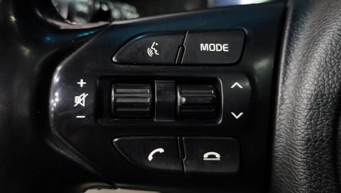 Kia Carnival III с пробегом 2019 года, цена 2 130 000 рублей, 197161 км, минивэн, Автокод Объявления