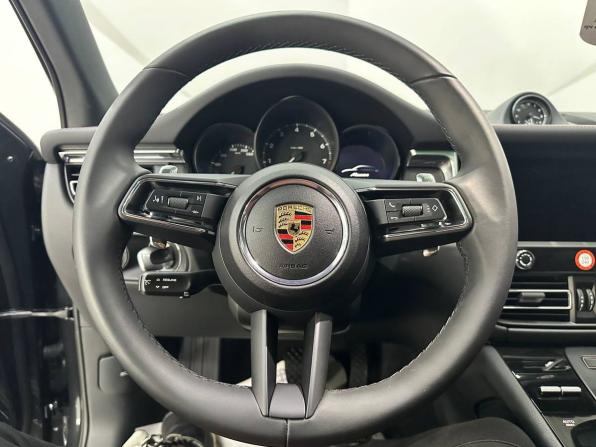 Новый Porsche Macan I Рестайлинг 2 2025 года, цена 9 949 000 рублей, внедорожник, Автокод Объявления