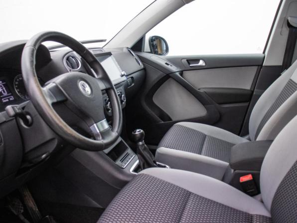 Volkswagen Tiguan I с пробегом 2010 года, цена 649 000 рублей, 176792 км, внедорожник, Автокод Объявления
