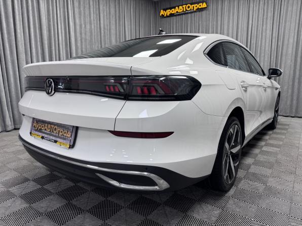 Volkswagen Lamando II с пробегом 2022 года, цена 2 850 000 рублей, 51744 км, лифтбек, Автокод Объявления