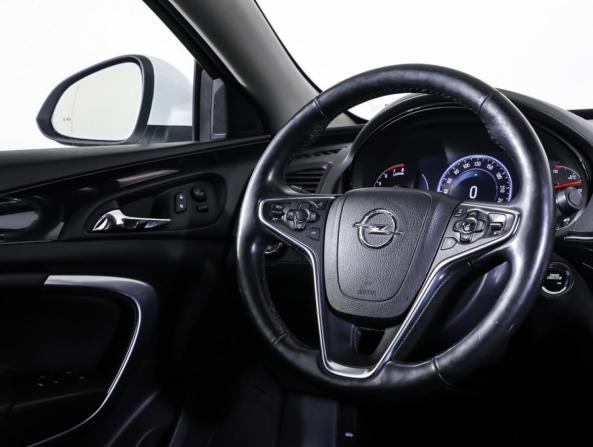 Opel Insignia I Рестайлинг с пробегом 2014 года, цена 1 290 000 рублей, 138343 км, седан, Автокод Объявления