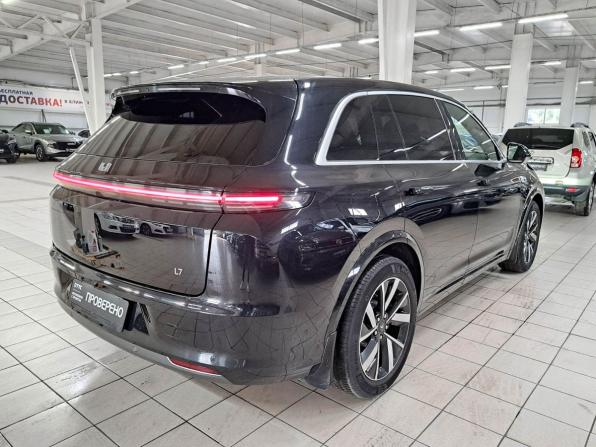 Li Auto (Lixiang) L7 I Рестайлинг с пробегом 2024 года, цена 5 800 000 рублей, 33500 км, внедорожник, Автокод Объявления