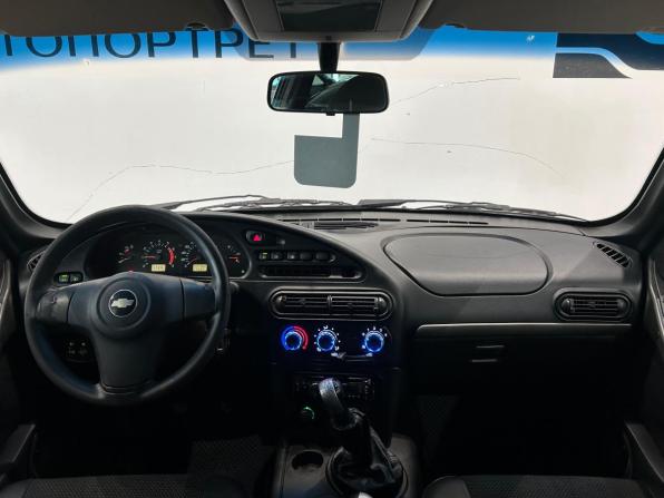 Chevrolet Niva I Рестайлинг с пробегом 2010 года, цена 399 000 рублей, 137961 км, внедорожник, Автокод Объявления