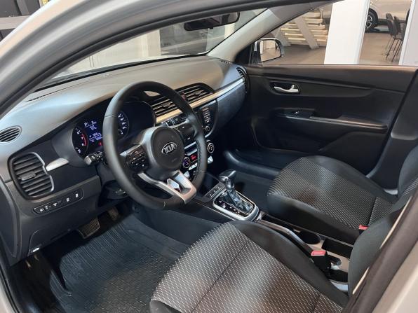 Kia Rio IV с пробегом 2017 года, цена 1 476 000 рублей, 86900 км, седан, Автокод Объявления
