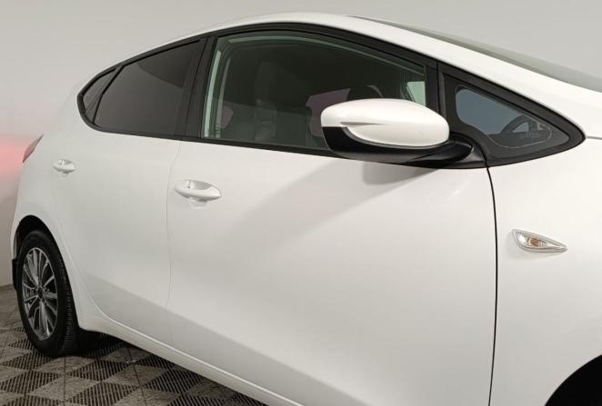 Kia Ceed II с пробегом 2015 года, цена 1 270 000 рублей, 123560 км, хэтчбек, Автокод Объявления