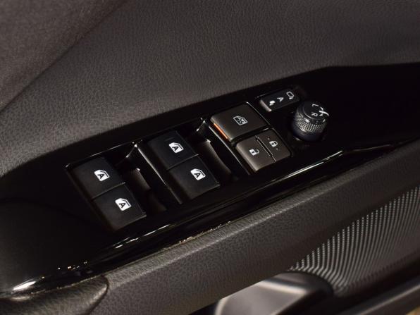 Toyota Camry VIII (XV70) с пробегом 2019 года, цена 2 799 995 рублей, 82013 км, седан, Автокод Объявления