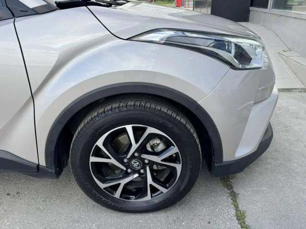 Toyota C-HR I Рестайлинг с пробегом 2021 года, цена 2 750 000 рублей, 31427 км, внедорожник, Автокод Объявления
