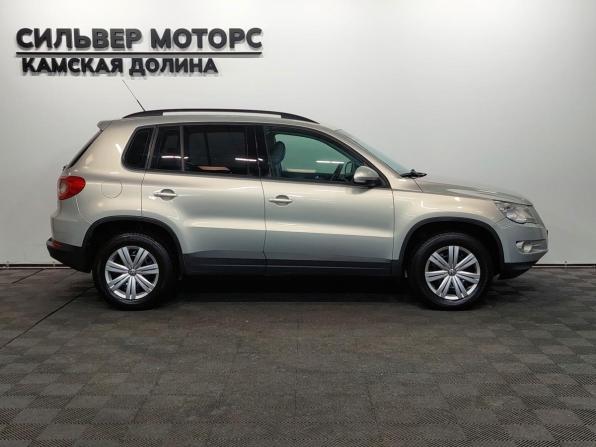 Volkswagen Tiguan I с пробегом 2010 года, цена 990 000 рублей, 293000 км, внедорожник, Автокод Объявления