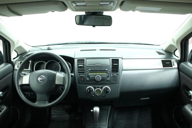 Nissan Tiida I Рестайлинг с пробегом 2011 года, цена 845 000 рублей, 145198 км, хэтчбек, Автокод Объявления