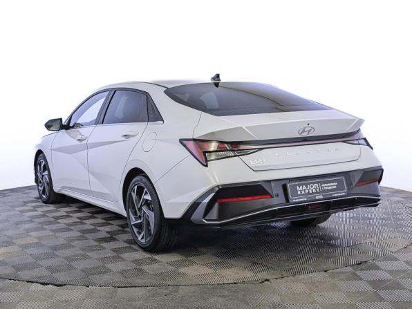 Hyundai Elantra VII (CN7) Рестайлинг с пробегом 2023 года, цена 1 995 000 рублей, 49528 км, седан, Автокод Объявления