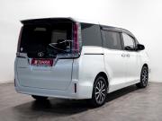 Toyota Esquire I Рестайлинг Чита  - изображение 27