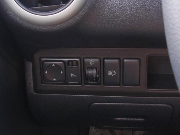 Nissan Note I Рестайлинг с пробегом 2011 года, цена 799 000 рублей, 175605 км, хэтчбек, Автокод Объявления