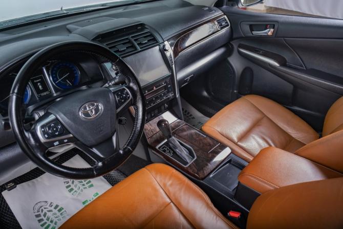 Toyota Camry VII (XV50) Рестайлинг с пробегом 2016 года, цена 2 499 000 рублей, 149999 км, седан, Автокод Объявления