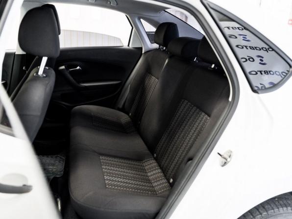 Volkswagen Polo V Рестайлинг с пробегом 2016 года, цена 1 230 000 рублей, 121900 км, седан, Автокод Объявления