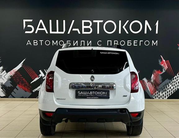 Renault Duster I Рестайлинг с пробегом 2015 года, цена 780 000 рублей, 233303 км, внедорожник, Автокод Объявления