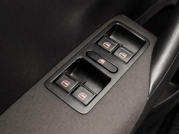 Volkswagen Polo V с пробегом 2011 года, цена 627 000 рублей, 196729 км, седан, Автокод Объявления