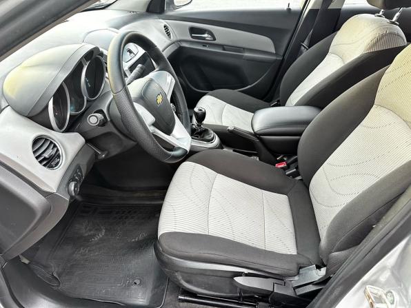 Chevrolet Cruze I Рестайлинг с пробегом 2014 года, цена 870 000 рублей, 120000 км, седан, Автокод Объявления