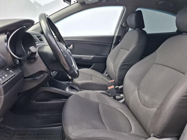 Kia Rio III Рестайлинг с пробегом 2017 года, цена 1 200 000 рублей, 120275 км, седан, Автокод Объявления