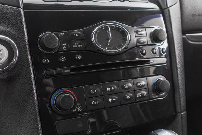 Infiniti FX II (S51) с пробегом 2011 года, цена 2 099 000 рублей, 201000 км, внедорожник, Автокод Объявления