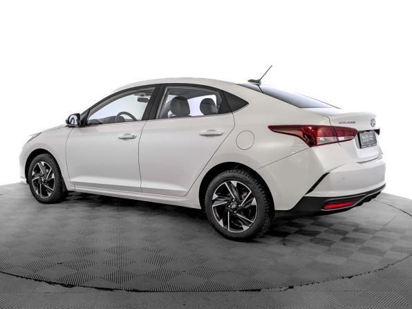 Hyundai Solaris II Рестайлинг с пробегом 2022 года, цена 1 820 000 рублей, 84425 км, седан, Автокод Объявления