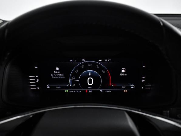 Skoda Karoq I с пробегом 2020 года, цена 2 490 000 рублей, 70000 км, внедорожник, Автокод Объявления