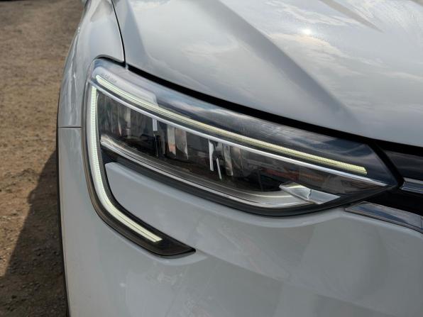 Renault Arkana I с пробегом 2021 года, цена 1 295 000 рублей, 117240 км, внедорожник, Автокод Объявления