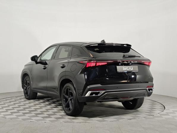 Omoda C5 I с пробегом 2023 года, цена 1 390 000 рублей, 76218 км, внедорожник, Автокод Объявления
