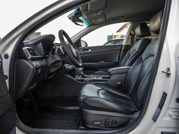 Kia Optima IV Рестайлинг с пробегом 2019 года, цена 2 038 000 рублей, 159702 км, седан, Автокод Объявления