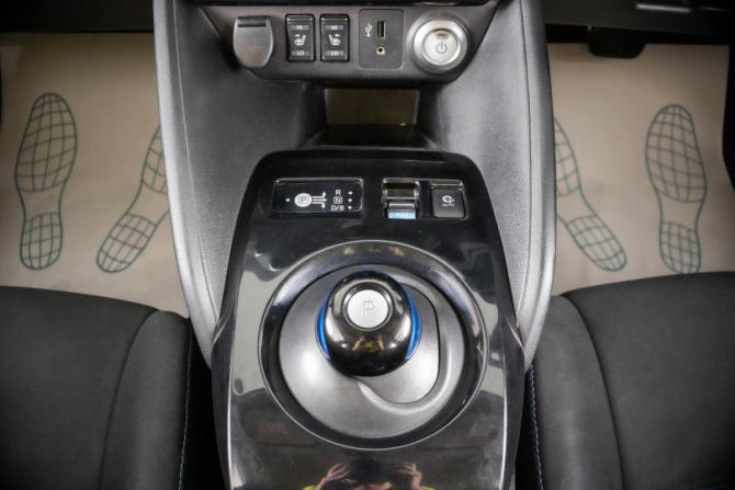 Nissan Leaf II (ZE1) с пробегом 2018 года, цена 1 749 000 рублей, 140100 км, хэтчбек, Автокод Объявления