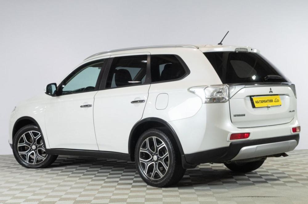 Mitsubishi Outlander III Челябинск  - изображение 5